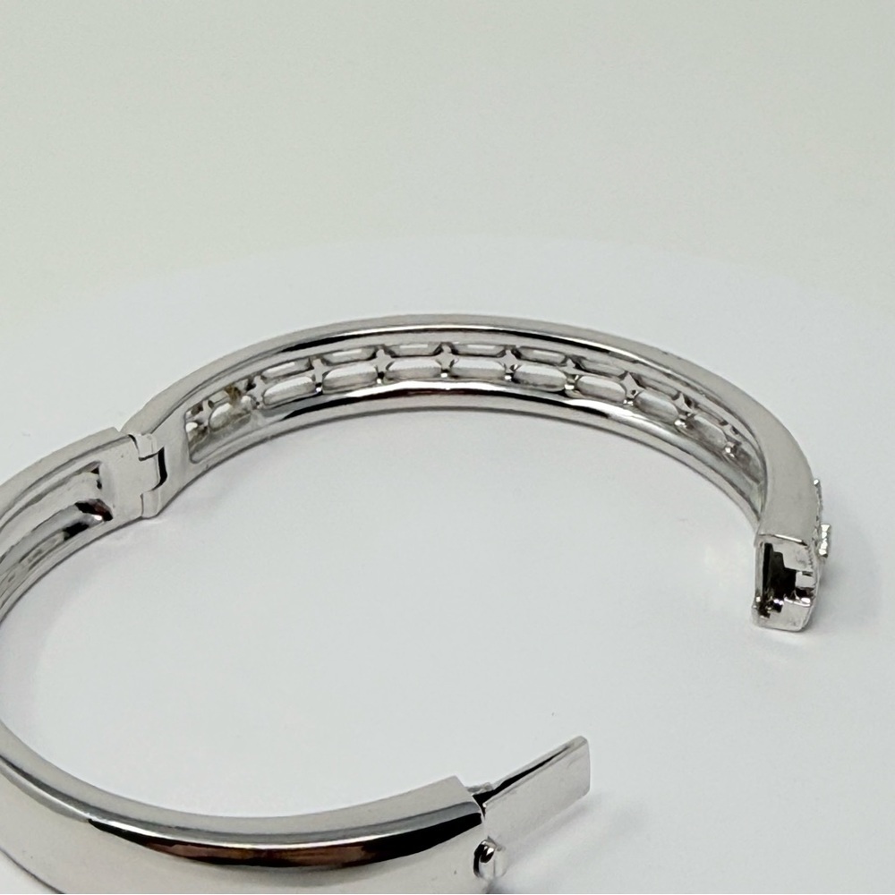 Nadri Silver Tone Crystal Hinged Bangle Bracelet Art Deco Openwork Pavé - Picture 11 of 16